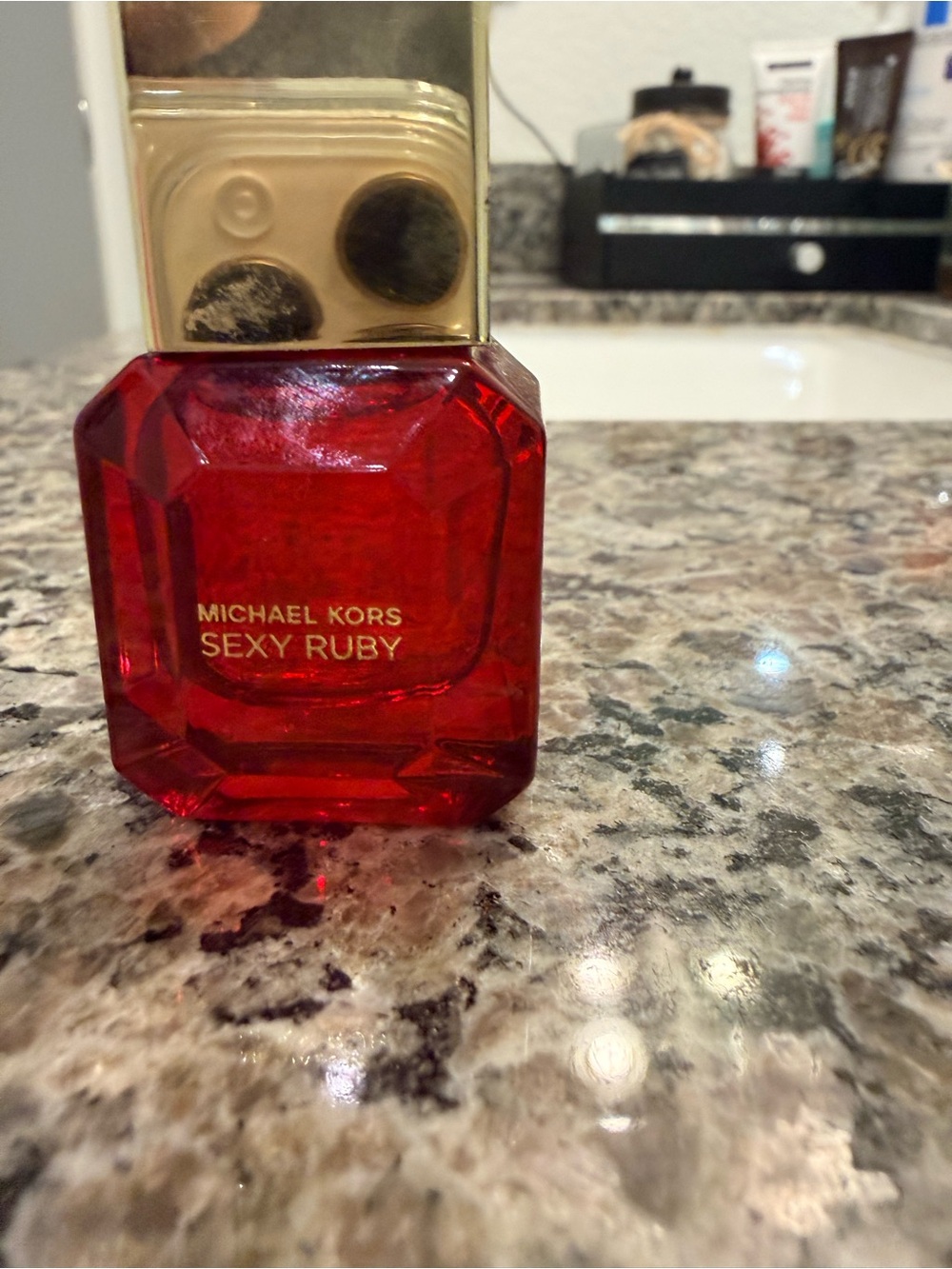 MICHAEL KORS Sexy Ruby dabber perfume